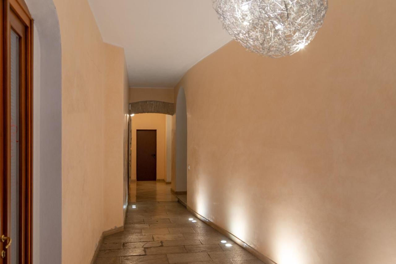 Casa Vacanze Penelope In Centro Storico ตรีเอสเต ภายนอก รูปภาพ